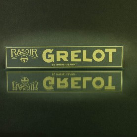 Rasoir Coupe-chou Le Grelot  6/8 chasse corne blonde