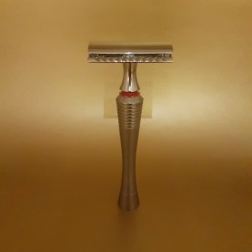 Rasoir de sûreté peigne fermé